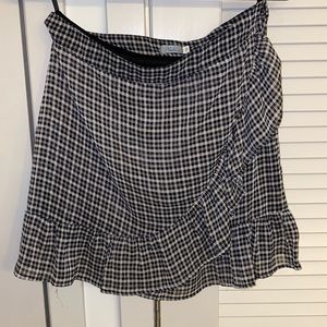 black/white skirt